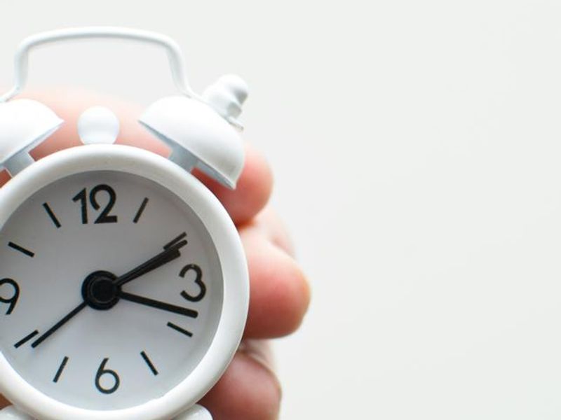 Basic time: Time - Italian lesson