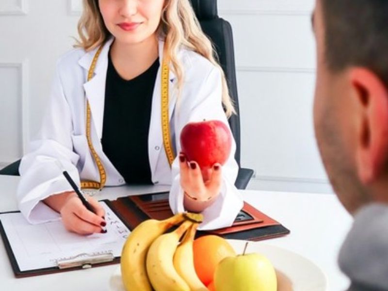 Discussing how to manage diabetes with patient: The teaching core - Simplified Chinese lesson