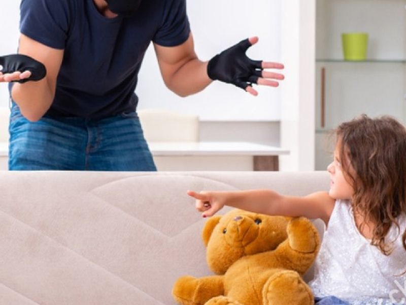 Hostage Negotiations: Hostage: A Pizza Delivery Guy - Japanese lesson