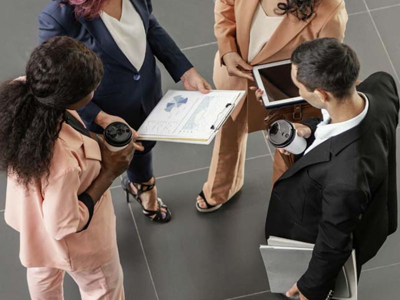 Career event networking: Learning About Company Culture - Simplified Chinese lesson