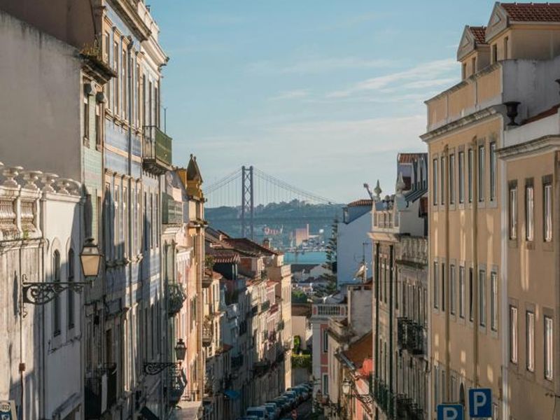 Moving to Portugal: Common Phrases - Portuguese lesson